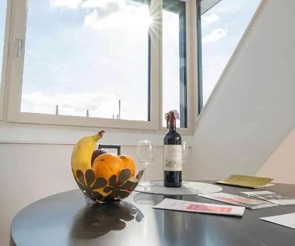 Apartment Rooftop Mit Grosser Terrasse