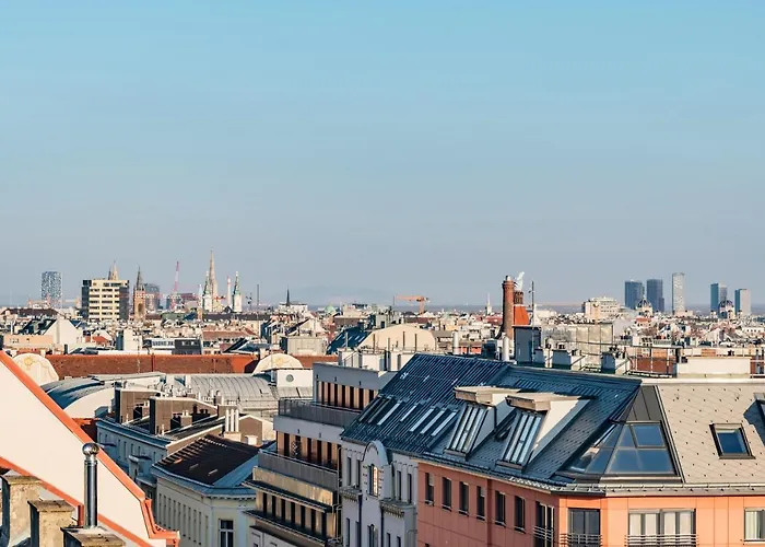 Rooftop Mit Grosser Terrasse