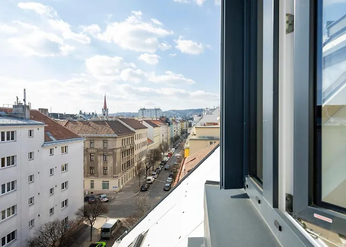 Rooftop Mit Grosser Terrasse *